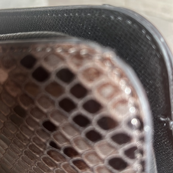 London Fog Faux Python tote EUC - Picture 17 of 17